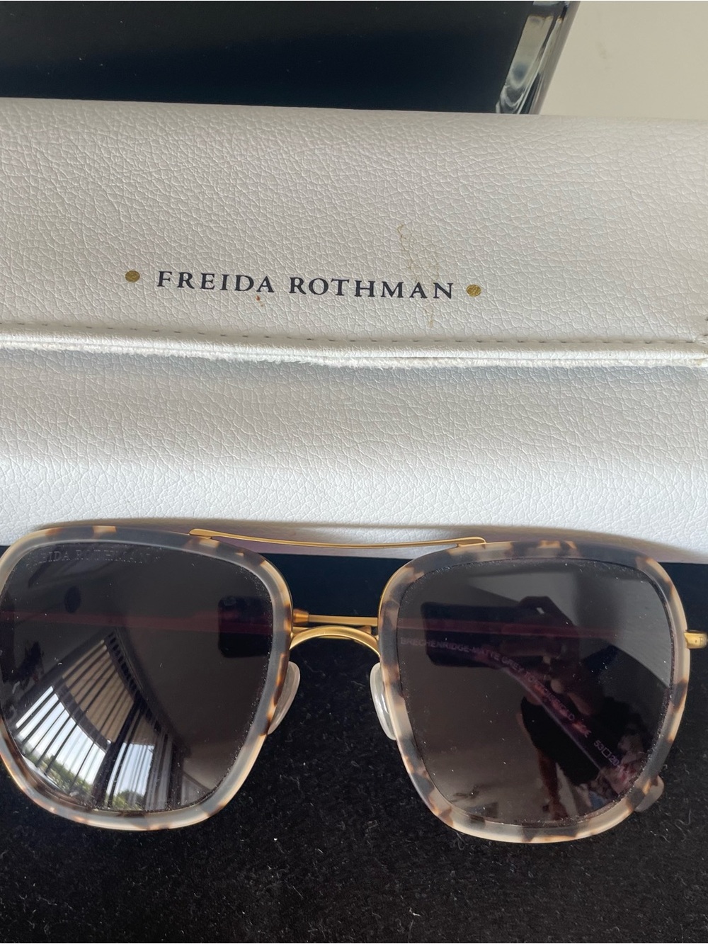 New, never worn Freida Rothman Brown Tortoise & Gold Women's Sunglasses & Case